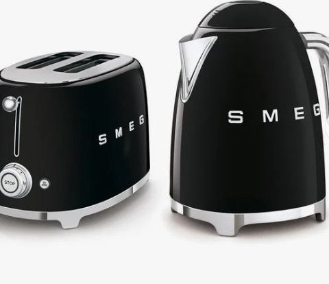 Smeg Vannkoker 1,7 l Svart, Brødrister Smeg