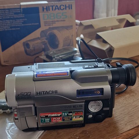 Hitachi digital 8 videokamera