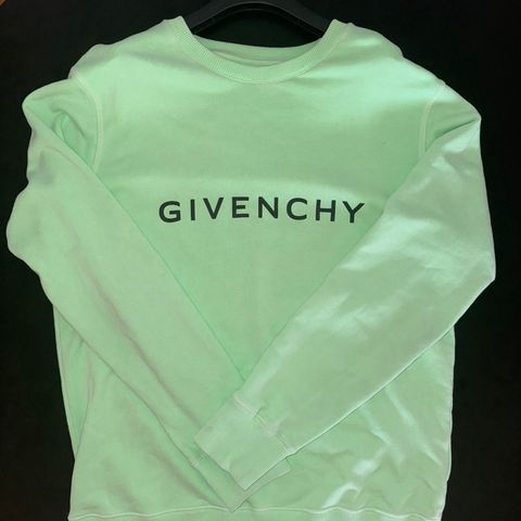 Givenchy Genser (Limited Edition)