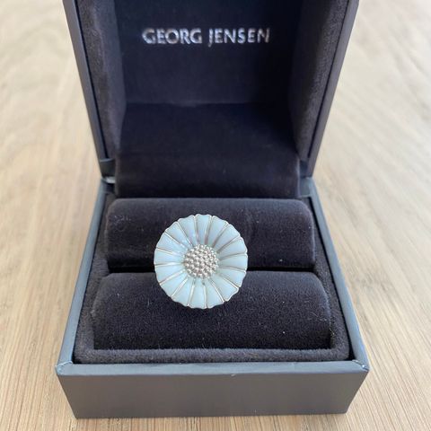 Georg Jensen Daisy ring