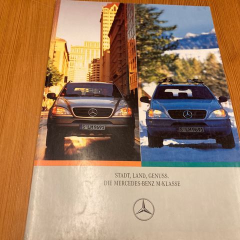 BILBROSJYRE - DIE MERCEDES-BENZ M-KLASSE - 1997 - RESERVERT !