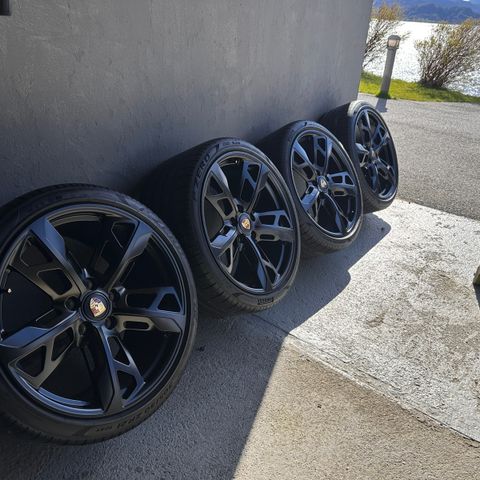 Komplett Sett 21" PORSCHE TAYCAN CROSS TURISMO I Silkematt.!