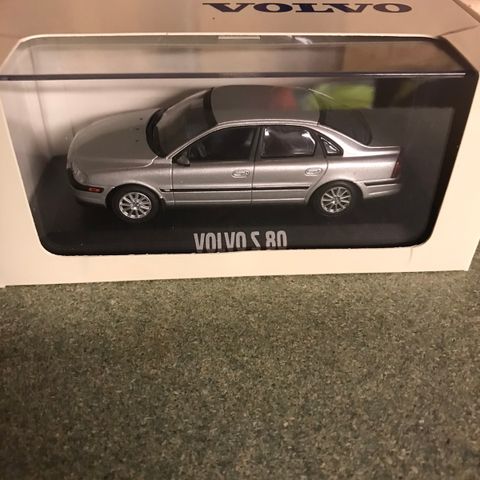 Volvo s80 modellbil 1:43