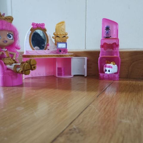 Sett 5 - Shopkins beautydesk