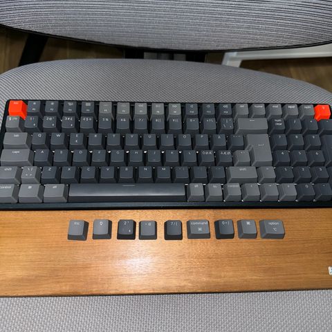 Pent brukt - Keychron K4 RGB Aluminium (V2) - Mekanisk Tastatur