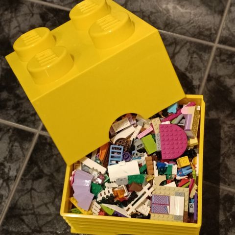 Original Lego boks m Lego Friends - perfekt gave