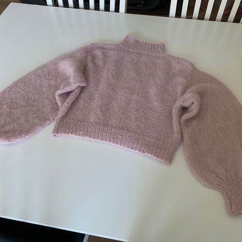 Ballon sweater oppskrift fra Petiteknit