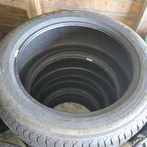 225/50 R20