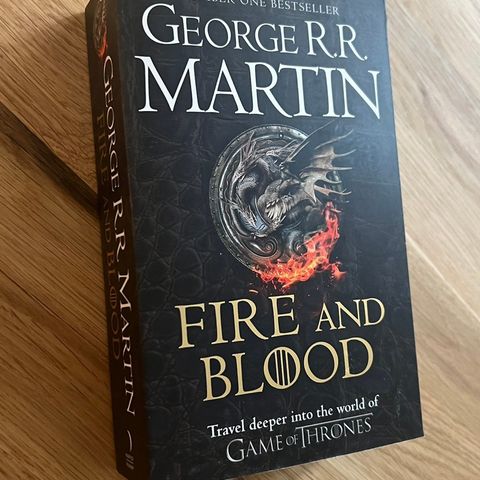 Fire and blood (Game of thrones) - G.R.R. Martin