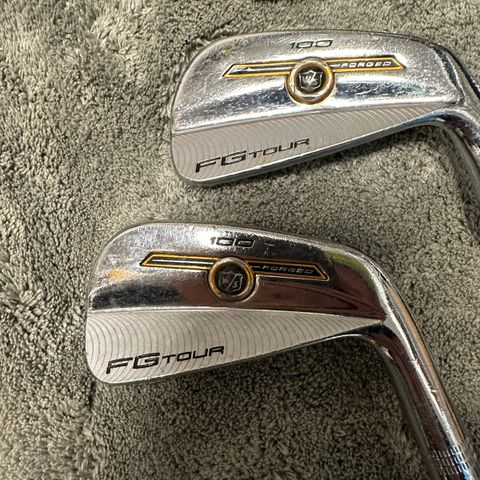 Wilson Staff FG Tour 100 Iron set bladkøller