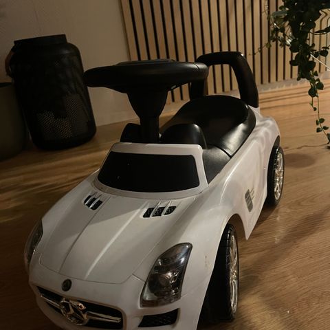 Mercedes gåbil