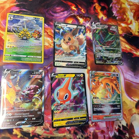 Diverse hits fra pokemon TCG Crown Zenith