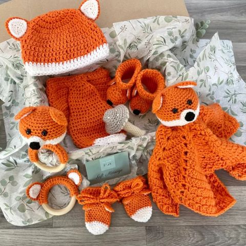 Gavesett til baby i de kuleste fargene 🧡FOX