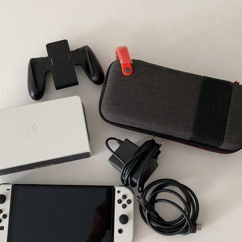 Nintendo Switch OLED 2021 64gb + 256GB microSD