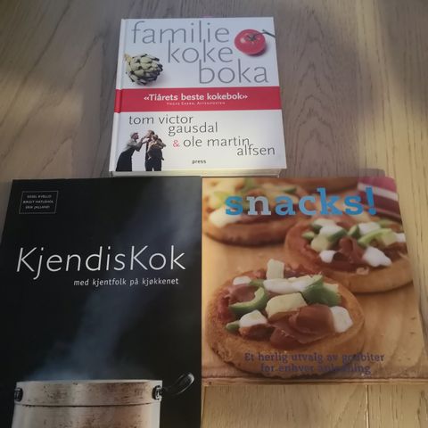 Kokebok - Familiekokeboka, Kjendiskok og Snacks