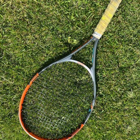 Tennisracket fra Radical