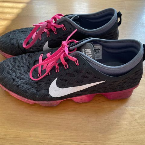 Nike zoom fit agiligty 40,5