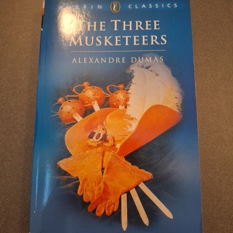 Som ny : The three musketeers av Alexandre Dumas