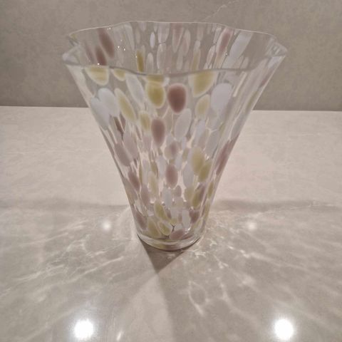 Vase fra hennes og mauritz home