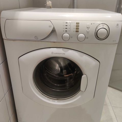Defective washing machine is up for give away