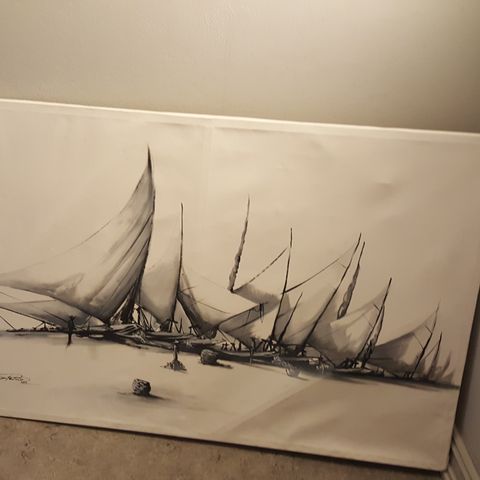 Stort fint bilde med underskrift. 90 cm x 140 cm.