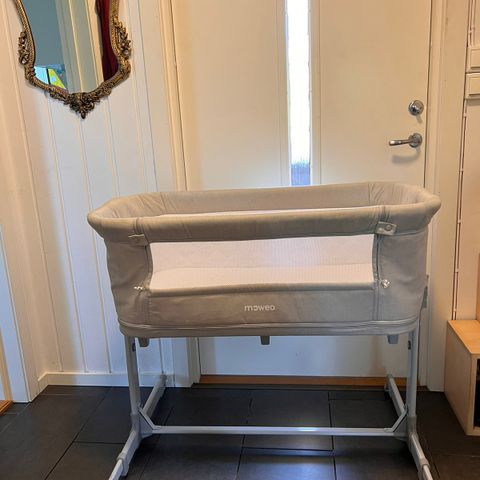 Bedside Crib (Reservert tom mandag)