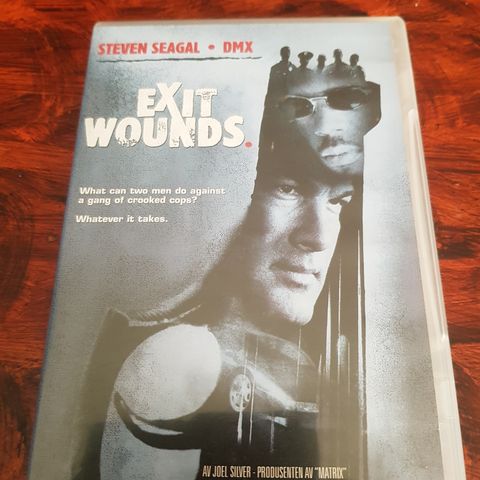 Exit Wounds med Steven Seagal