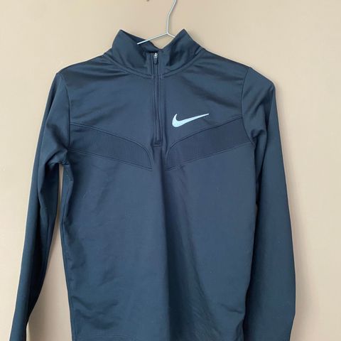 Nike treningsgenser str 147-158 cm