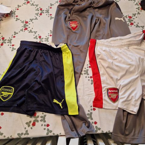 Orginal Arsenal shorts og bukse.