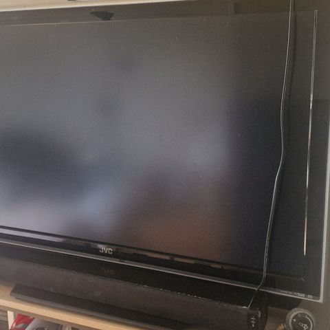 42" JVC