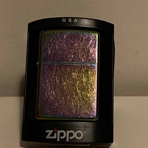 Spectrum w media zippo