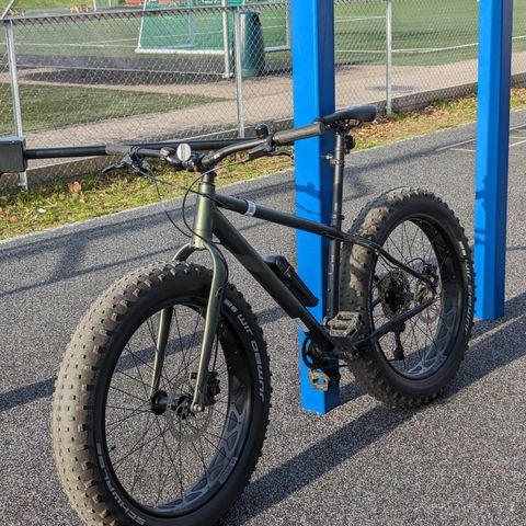 Fatbike 8fat. Størrelse M 17inch.