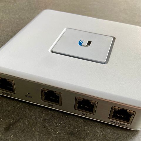 Unifi Security Gateway (UGS)