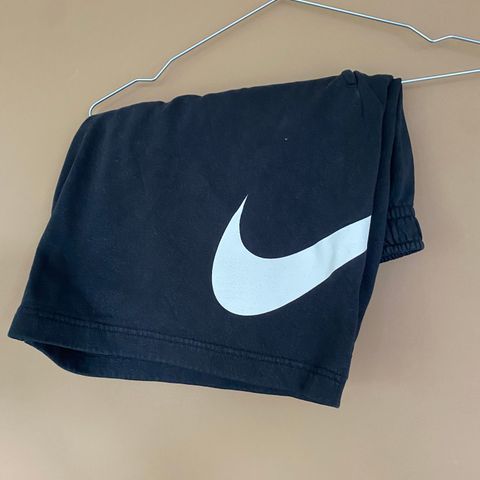 Nike shorts str m.