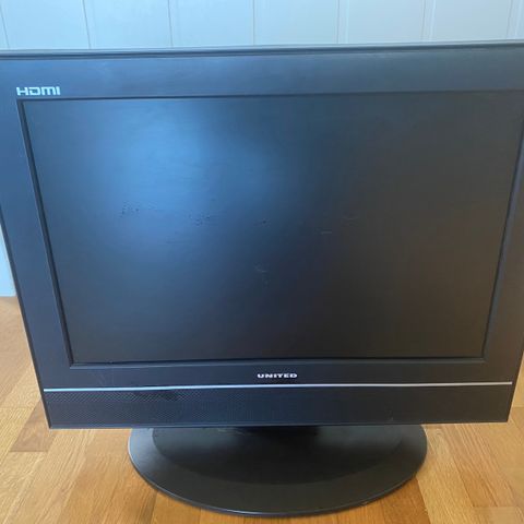 TV med innebygget DVD. 19’’ widescreen. 12V og 230V