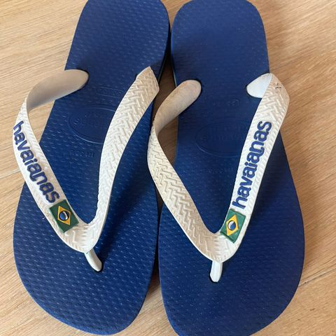 Blå Havaianas str 33-34