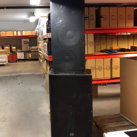 EAW 325LA, JBL 2x18" & Crown 4002 XTi