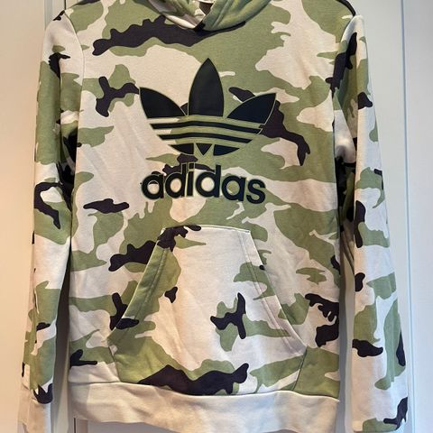 Adidas hettegenser str 158