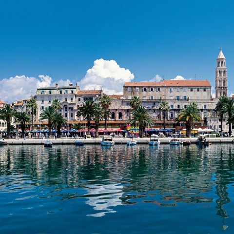 2 stk flybilletter direkte,  t/r Bergen-Split 3-10 august