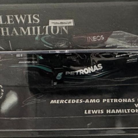 Mercedes Benz  Petronas F1 1:43 Minichamps