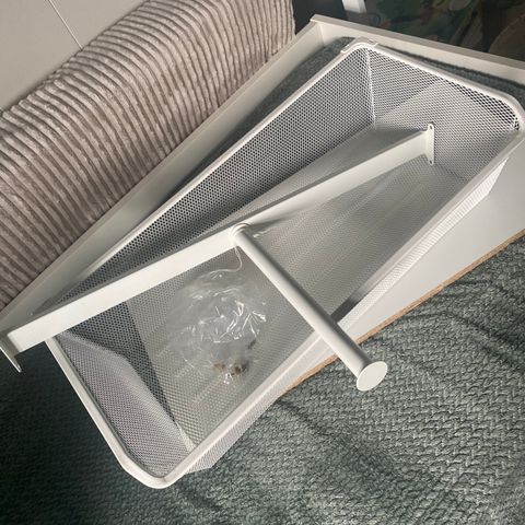 IKEA Pax garderobestang, kurv og hylleplate