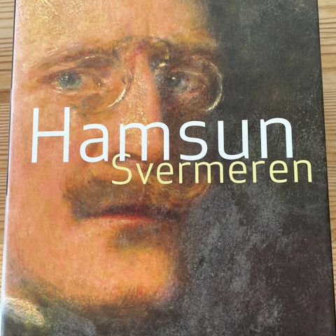 Bøker av forfatter Ingar Sletten Kolloen om Knut Hamsun.