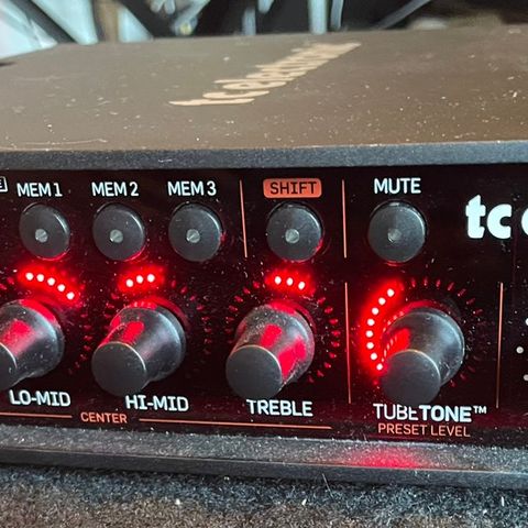 TC Electronics RH450 2.0 bass-topp