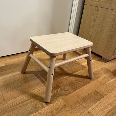 IKEA Vilto lav krakk