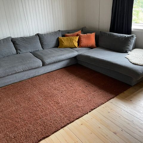 Nydelig sofa selges!