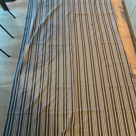 Grå-stripete gardiner, 2stk
