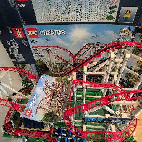 Lego 10261 Roller Coaster med motor