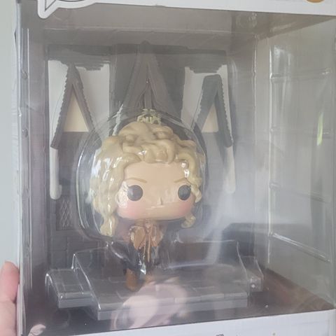 Funko POP | Madam Rosmerta with the three broomstics