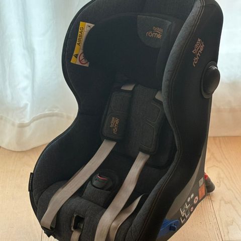 Britax Römer Max Way Plus bakovervendt bilsete