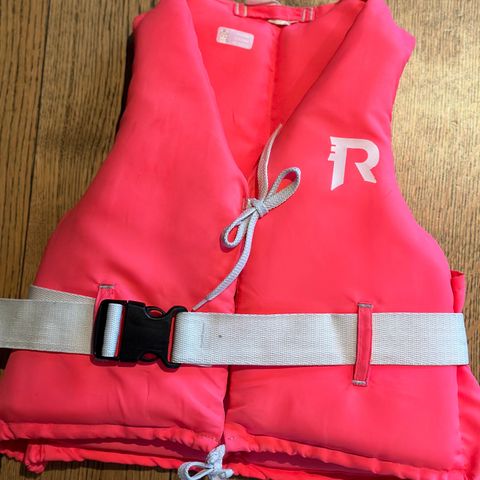 Regatta  rosa redningsvest 25-40kg